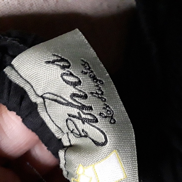 Gift Sold August 2023 Chic Ethos LA Capris - Picture 11 of 13